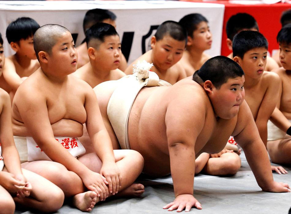 Elementary school sumo wrestlers at the Wanpaku sumo wrestling tournament in Tokyo