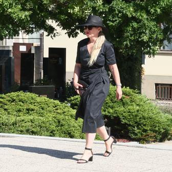 Poslední rozloučení se zesnulým výtvarníkem, hudebníkem a pedagogem Milanem Knížákem.