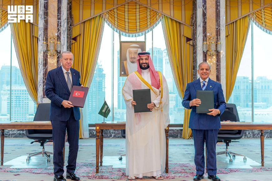 Podepsáno. Saúdská Arábie, Turecko a Pákistán zpečetily „muslimské NATO“