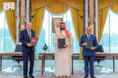 Saudi Arabia, Turkey and Pakistan sign joint defence deal in Mecca
