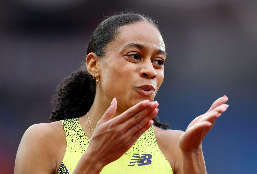 Lurdes Gloria Manuel po zaběhnutí osobního rekordu 49,37 na Diamantové lize v Paříži