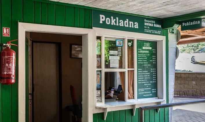 Koupaliště Divoká Šárka (U Veselíka)
