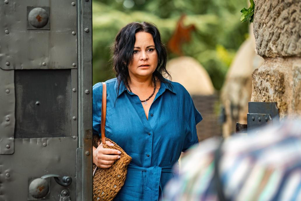 Jitka Čvančarová ve filmu Léčivé účinky sebeklamu (2026). 