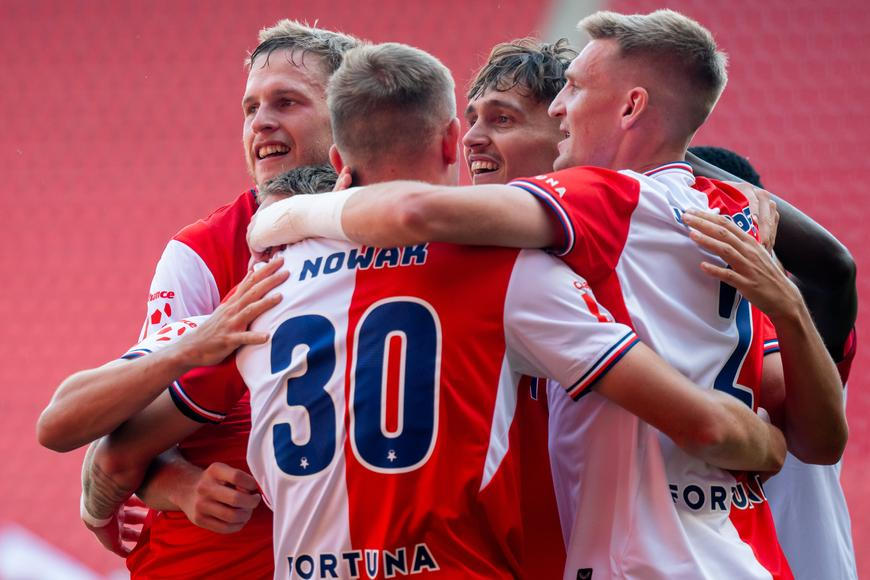 Slavia trpěla, nakonec je přece jen v trháku
