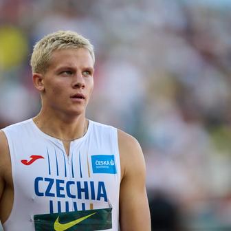 Michal Rada v závodě 400 metrů překážek na MS juniorů 2026 v Eugene
