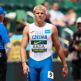 Michal Rada v závodě 400 metrů překážek na MS juniorů 2026 v Eugene
