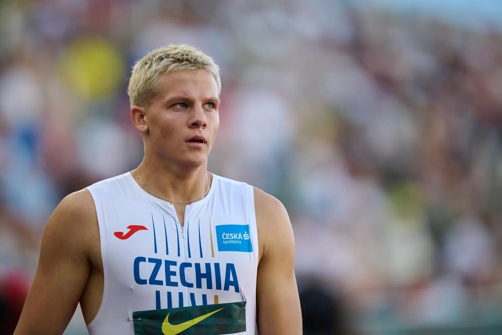 Michal Rada v závodě 400 metrů překážek na MS juniorů 2026 v Eugene