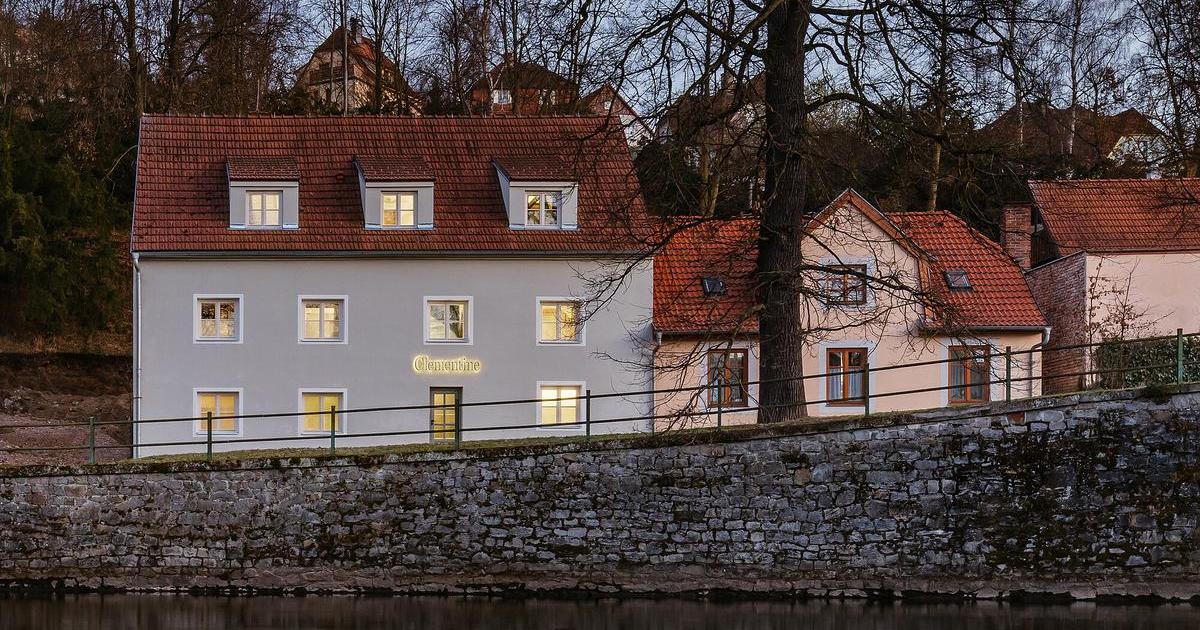 Koupila chátrající dům u Vltavy a utratila 25 milionů. Výsledek překvapil i architekty