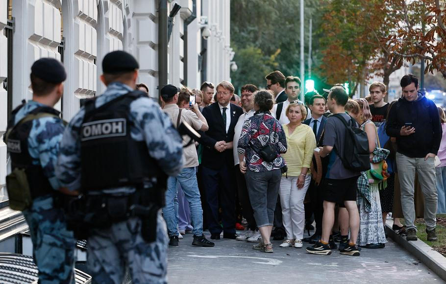 Russian Supreme Court bars Yabloko party from parliamentary vote