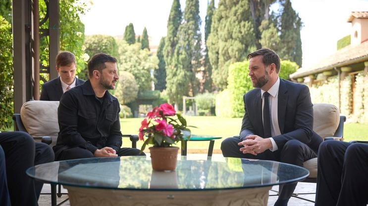Rome, Italy. 18th May, 2025. Ukrainian President Volodymyr Zelenskyy, left, comments during a bilateral meeting with U.S Vice President JD Vance on peace talks with Russia at the Villa Taverna, May 18, 2025 in Rome, Italy. The two met after attending the 