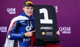 Filip Salač slaví vítězství ve VC Británie třídy Moto2