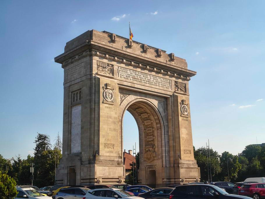Vítězný oblouk (Arcul de Triumf) v Bukurešti.