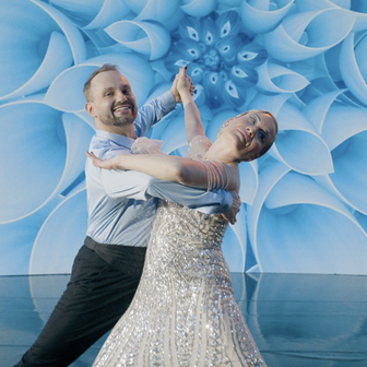 Choreografem filmu byl Marek Dědík známý ze soutěže StarDance, vysílané na České televizi. Objeví se ale i na obrazovce.