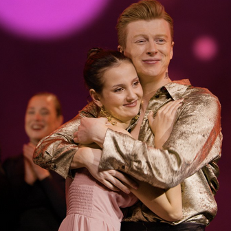 Adam Mišík se v minulosti StarDance zúčastnil v roce 2018. Ve filmu představuje jednoho z tanečníků.