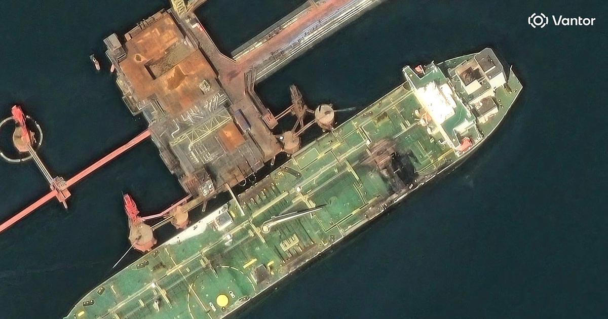 Kotviště už není bezpečné. Ukrajina zasáhla válečnou chloubu, vyhání ruské lodě