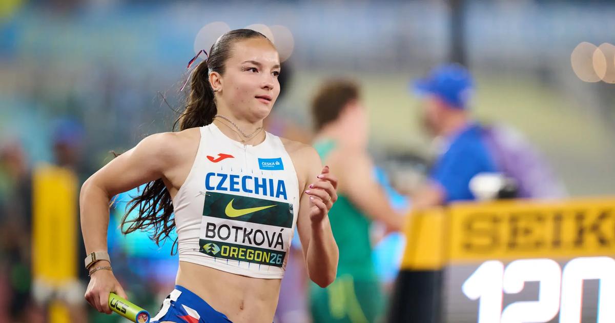 O parník největší talent, vypráví trenér. Češka drtí tabulky, Hejnová psala o masakru