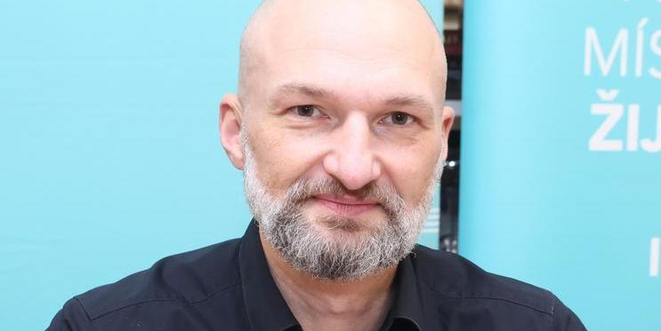 Adam Dolník