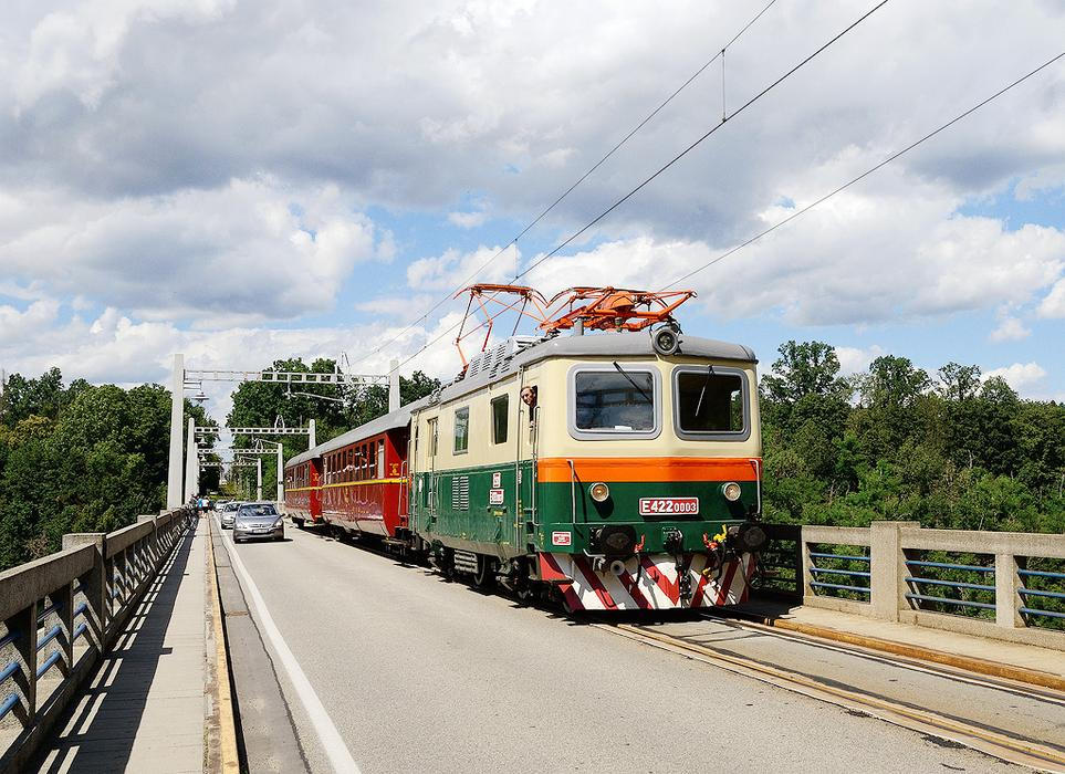 Elektrická lokomotiva Bobinka