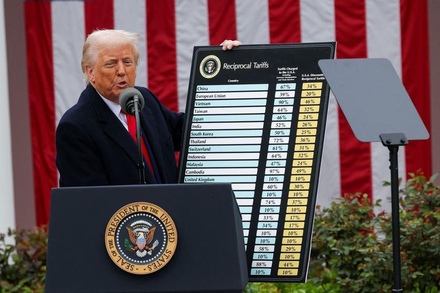 Německé firmy snížily investice v USA o dvě třetiny. Mohou za to i Trumpova cla