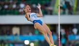 Tyčkařka Nicole Krutilová na juniorském MS v atletice 2026 v Eugene