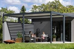 Pergola na zahradě