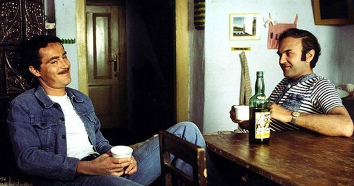 Z komedie Na samotě u lesa po emigraci Třísky zmizelo několik scén. Film slaví 50 let