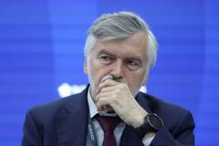 FILE PHOTO: Andrey Klepach, chief economist of Russian state bank VEB