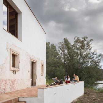 Casa Piedra y Agua