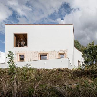 Casa Piedra y Agua