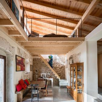 Casa Piedra y Agua