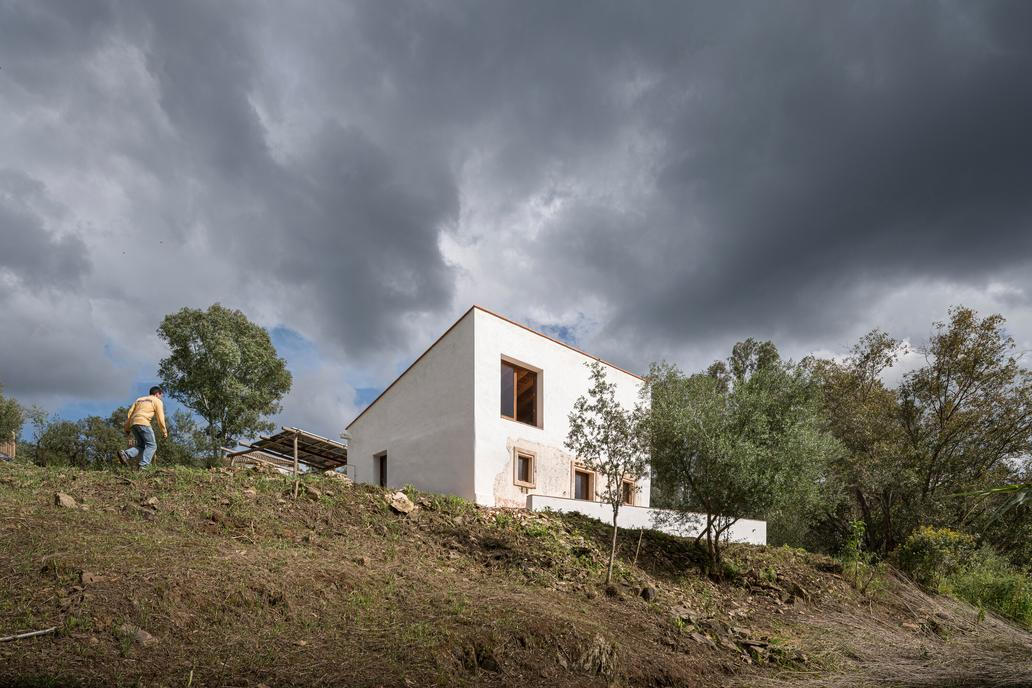 Casa Piedra y Agua
