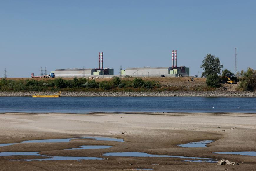 Maďaři potápějí lodě na Dunaji. Kvůli provozu jaderné elektrárny