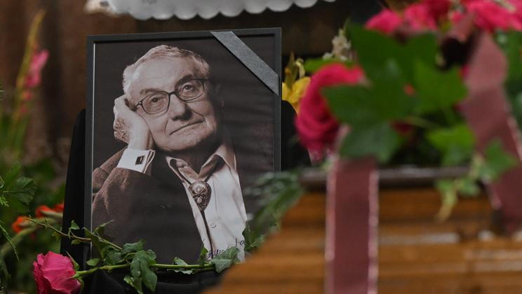 pohřeb Vladimír Páral, poslední rozloučení, smuteční obřad, fotografie, portrét