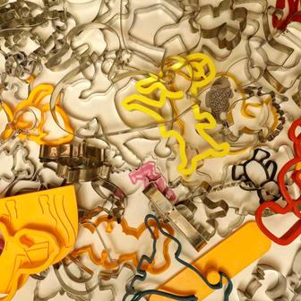 Kovová vykrajovátka pomalu nahrazují plastová, ale klasiku má Kateřina stále nejraději.