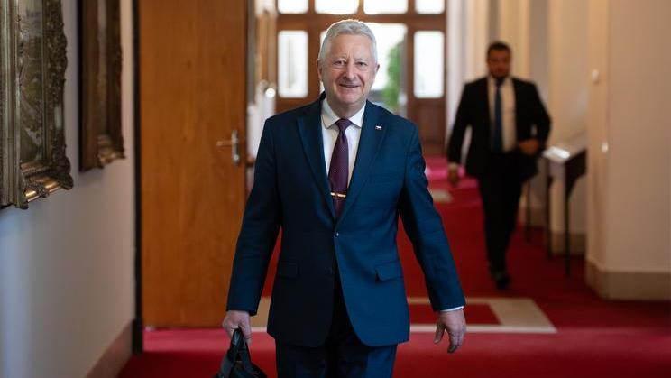Rozpočet resortu na příští rok označil ministr obrany Jaromír Zůna (za SPD) za silně proinvestiční. 