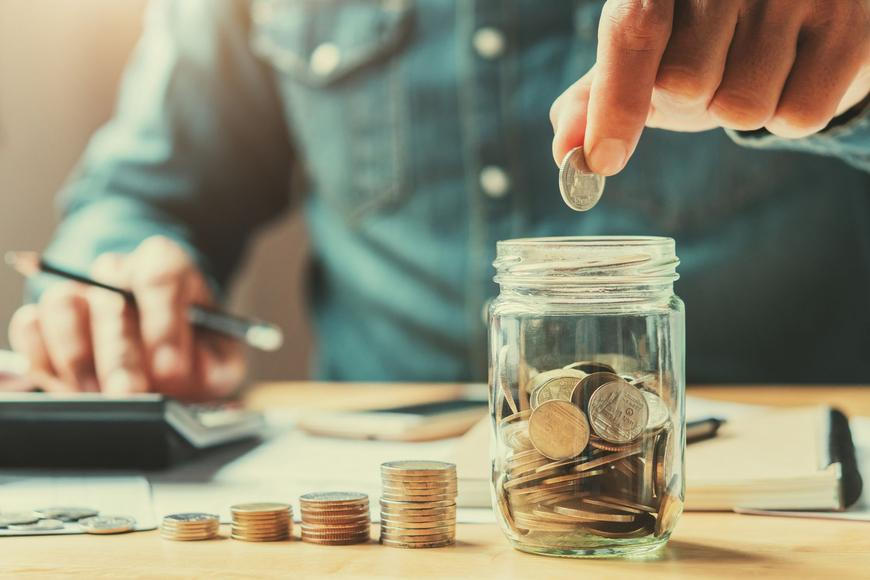 České domácnosti jsou zadlužené bankám, v červenci dluhy stouply na 2,74 bilionu korun