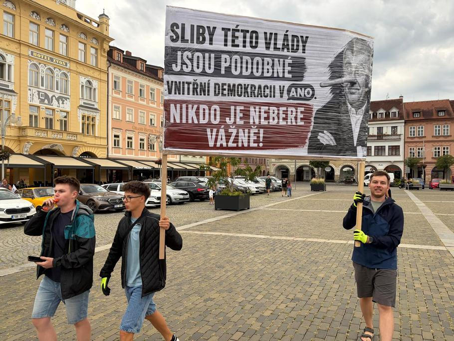 Předvolební meeting hnutí ANO v Českých Budějovicích.