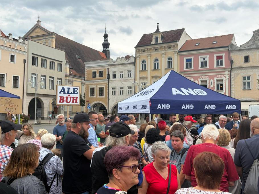 Předvolební meeting hnutí ANO v Českých Budějovicích.