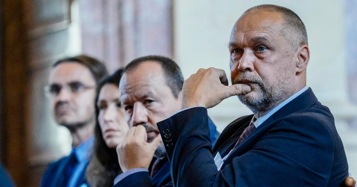 Babiš řekl ne zákazu CBD. Vrchní policista vysvětluje, proč chce mít konopí pod kontrolou