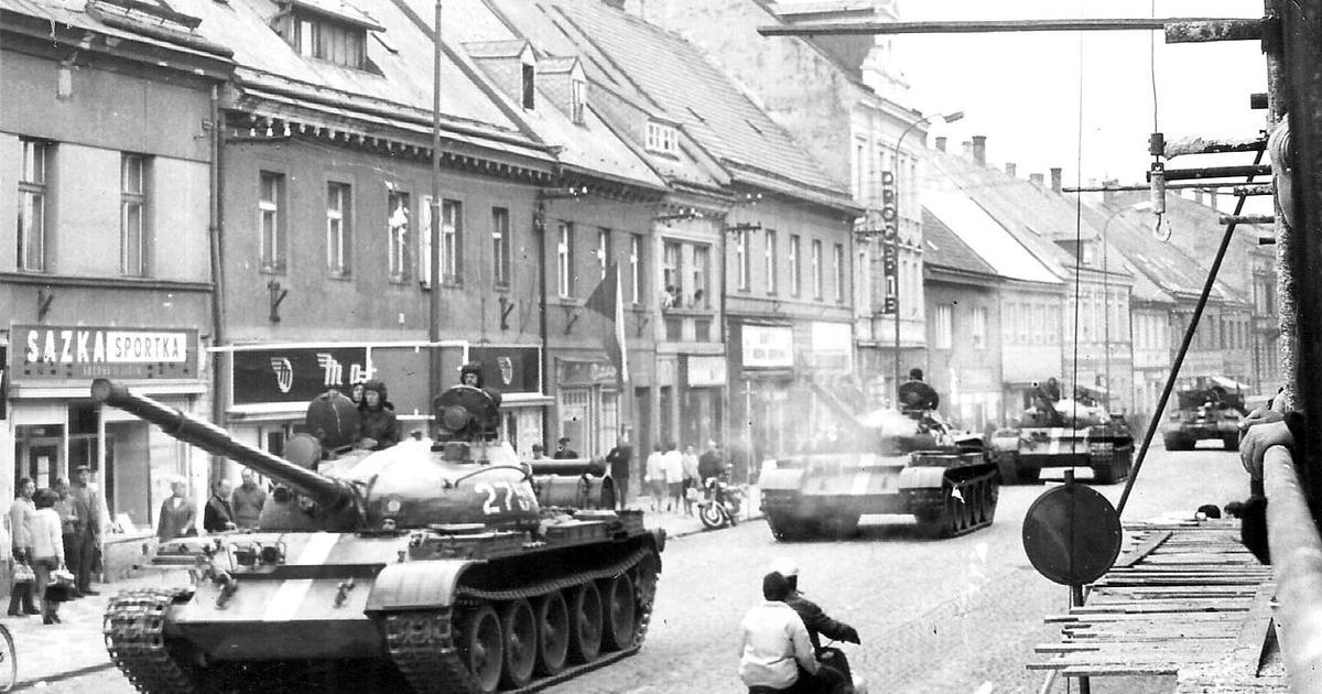 Ruská propaganda se snaží přepsat československou historii, upozorňují experti