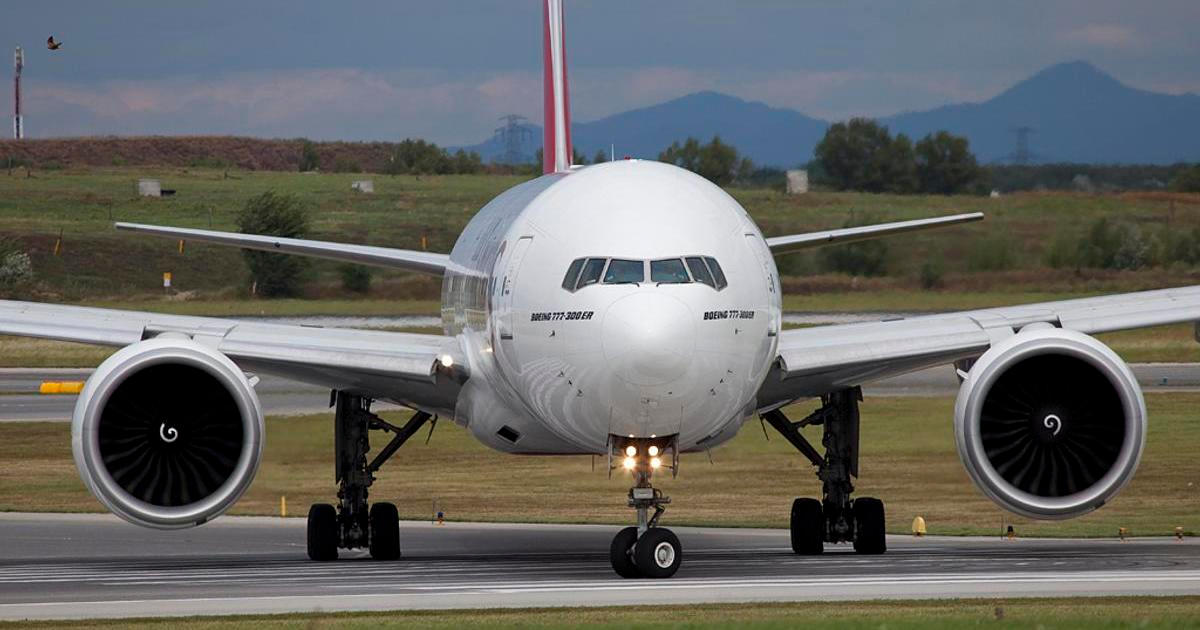 Drama nad Frankfurtem: Boeingu se nezasunul podvozek, pilot musel vypouštět palivo