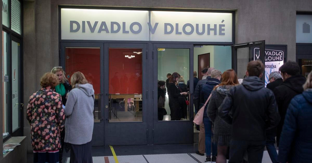 Divadlo v Dlouhé slaví 30 let. Sezónu zahájí bojovkou pro děti v místech, kam se návštěvníci běžně nedostanou