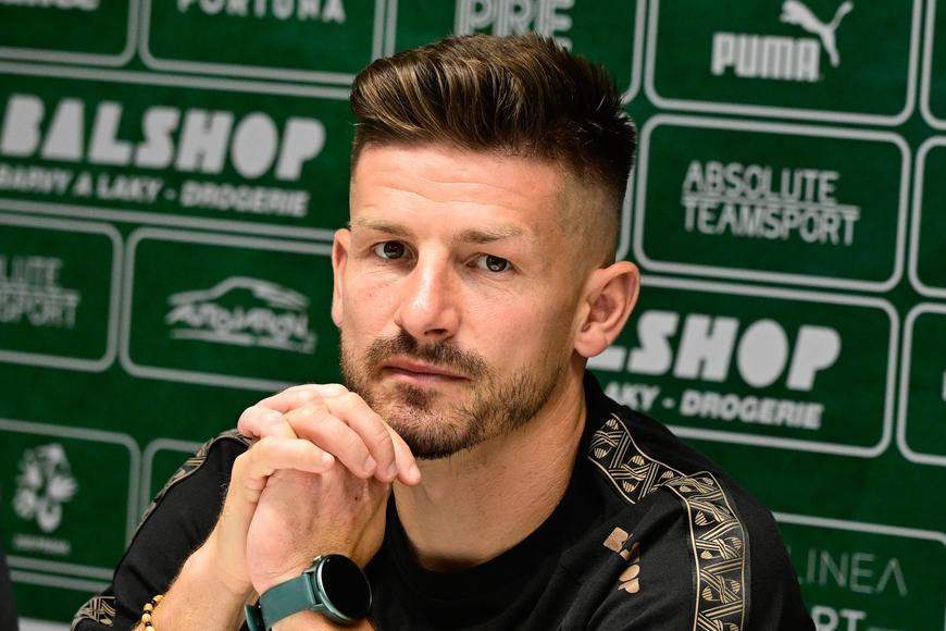 „Klokana“ zasáhla kopačka do hlavy. Z Edenu odjížděl s deseti stehy