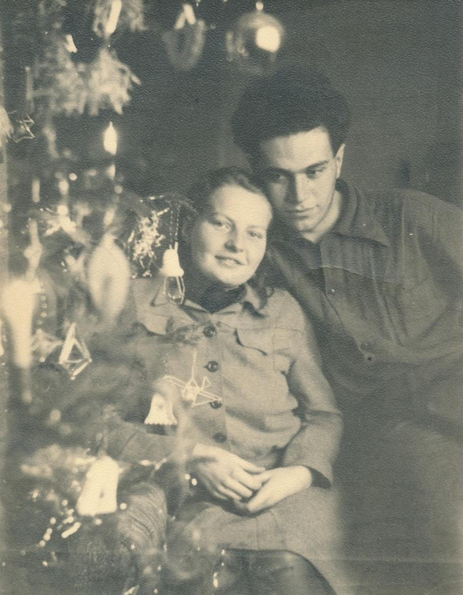 Milan Weiner se svou budoucí ženou Marií, matkou pamětnice, roku 1948.