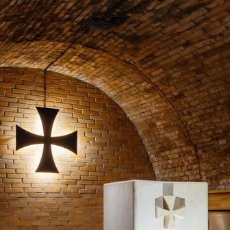 Největší hodnotou historických sklepů je jejich materiálová a prostorová autenticita. Revitalizace se v prvé řadě soustředila na odstranění novodobých nevhodných úprav a dekorativních zbytečností. Nechává tak vyniknout prostou krásu historického podzemí.