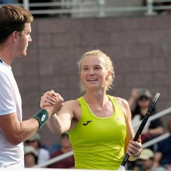 Kateřina Siniaková s Henrym Pattenem v kvalifikaci smíšené čtyřhry na US Open 2026
