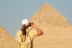 Tourist,Takes,A,Picture,Of,The,Great,Pyramid,At,Giza