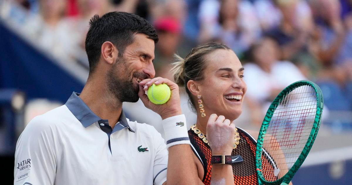 Velký obrat. Sabalenková a Djokovič se dlouho smáli, pak Siniaková unikla z krize