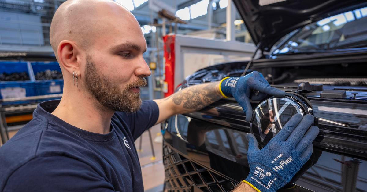 „S takovým šéfem nemůžete pracovat.“ Zaměstnanci Volkswagenu odmítají ozdravný plán