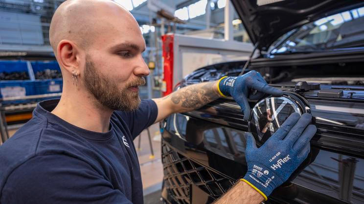 Výroba automobilů Volkswagen ve Wolfsburgu, ilustrační foto.